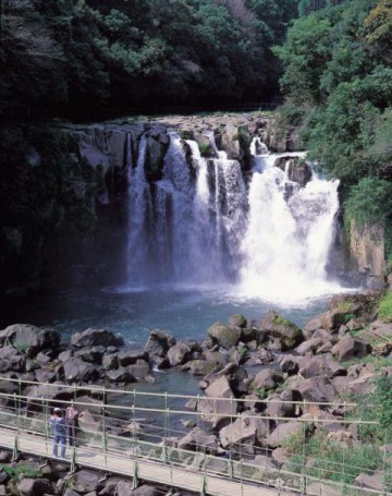 宮崎県　関之尾滝（写真はイメージです）