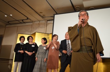 お国自慢芸能の披露