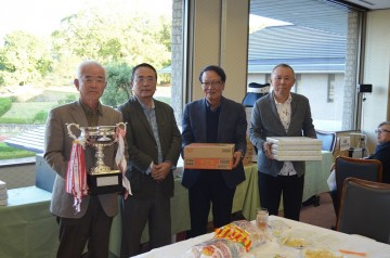 団体優勝の佐賀県人会A